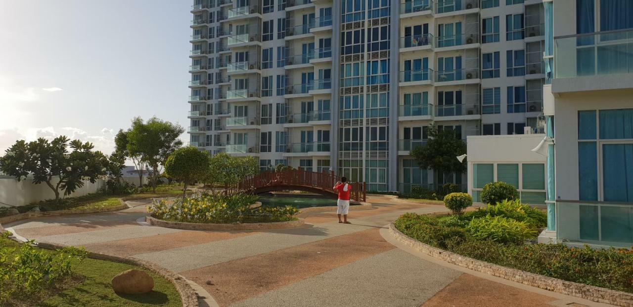 Apartment Sea View At Mactan Newtown Lapu-Lapu City Exterior foto