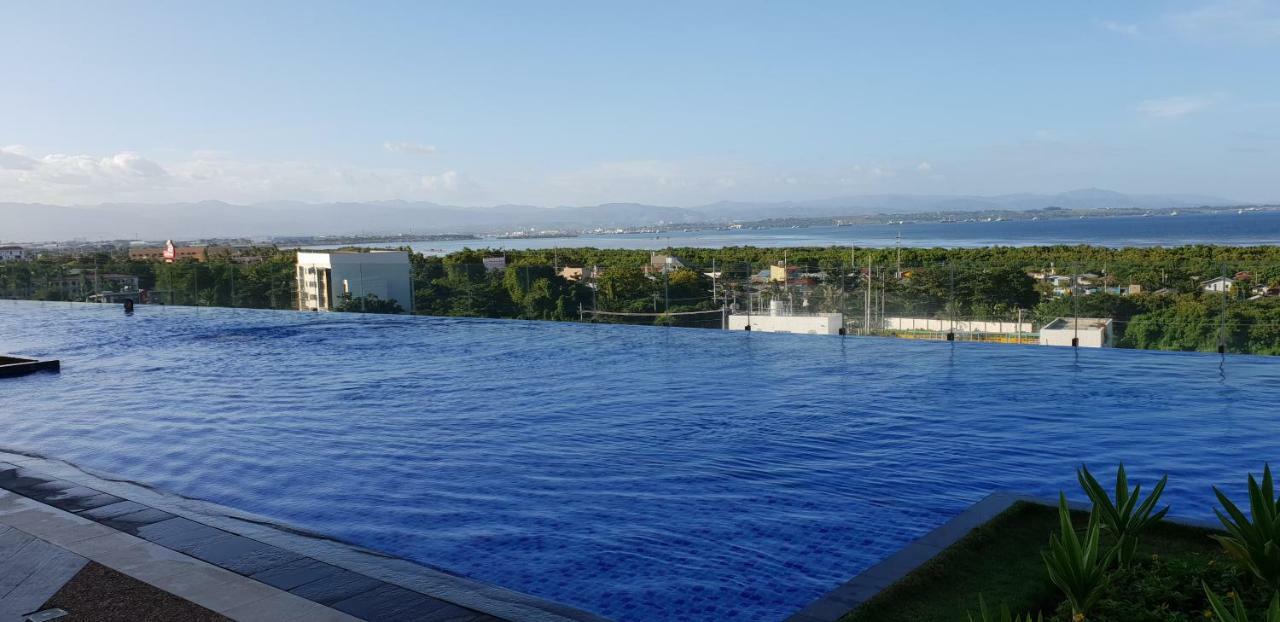 Apartment Sea View At Mactan Newtown Lapu-Lapu City Exterior foto